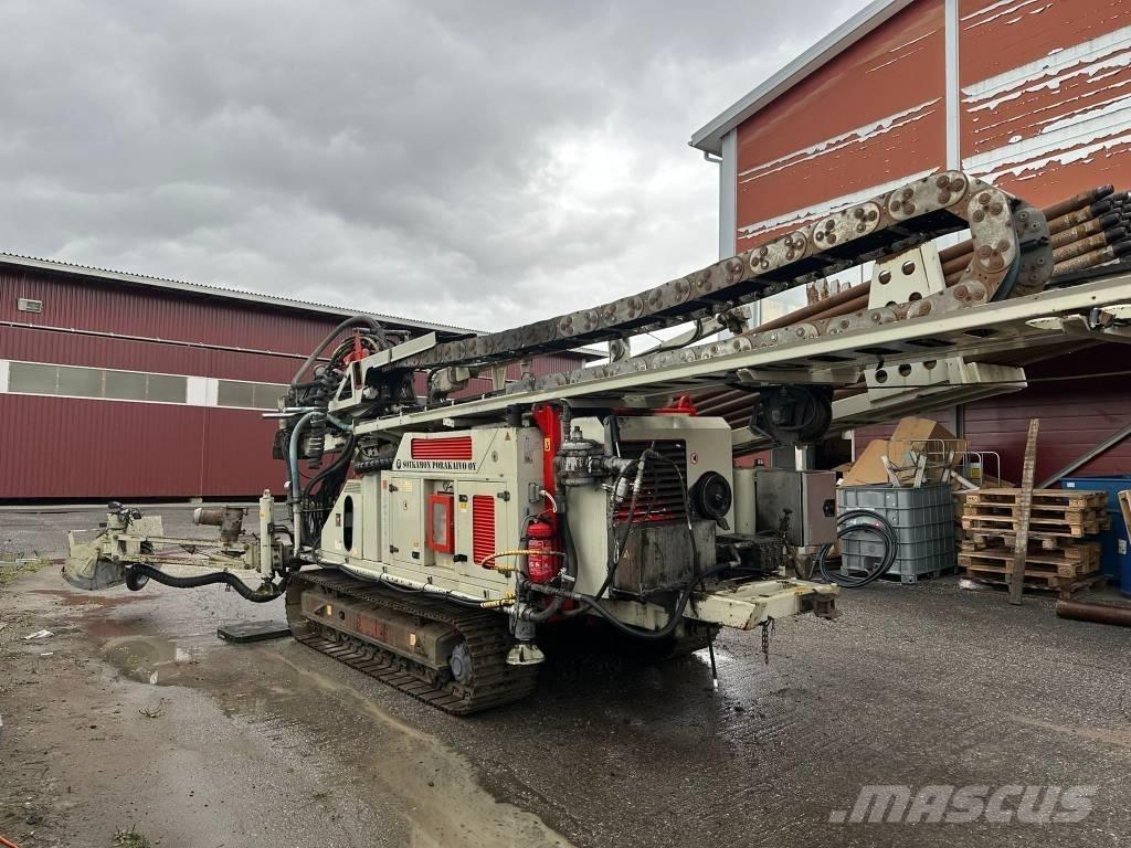 Comacchio MC 900 P معدات حفر آبار المياه