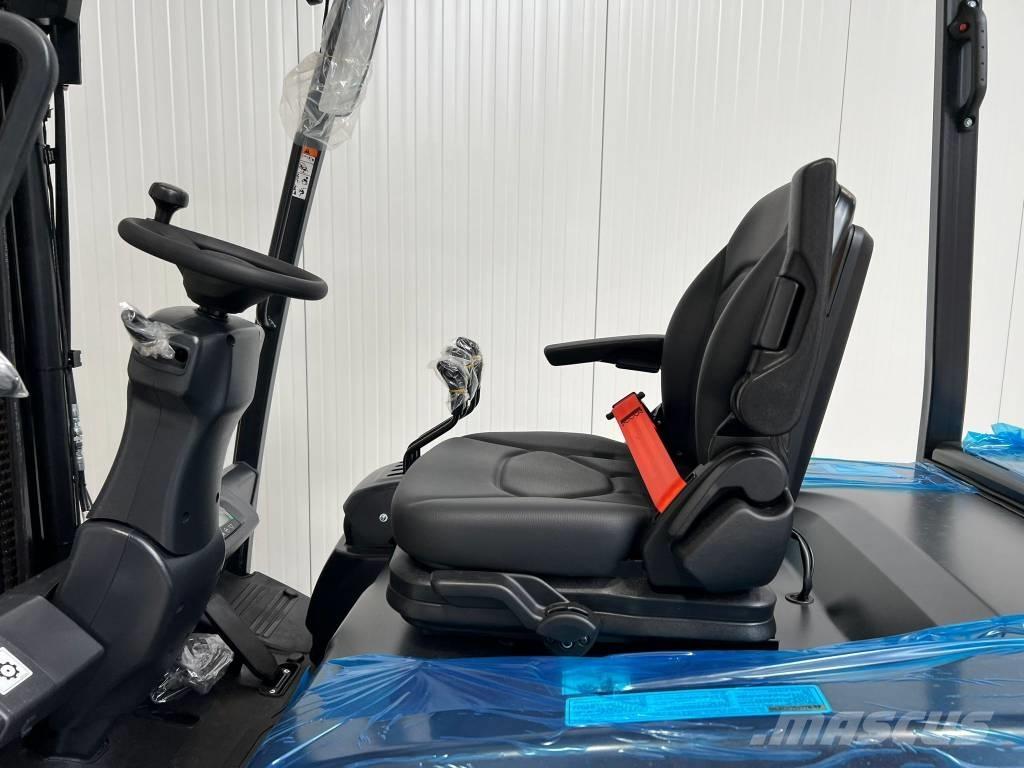 Bobcat B30X-7 PLUS شاحنات ذات رافعات شوكية تعمل بالكهرباء