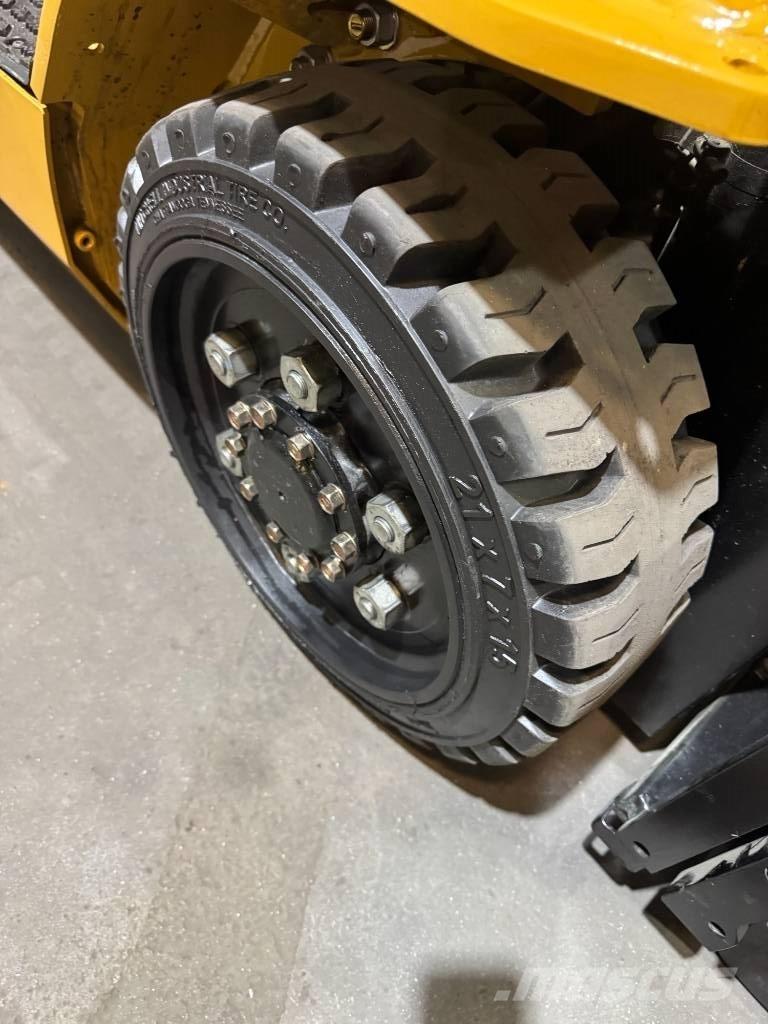 CAT 2C 5000 شاحنات ذات رافعات شوكية - أخرى