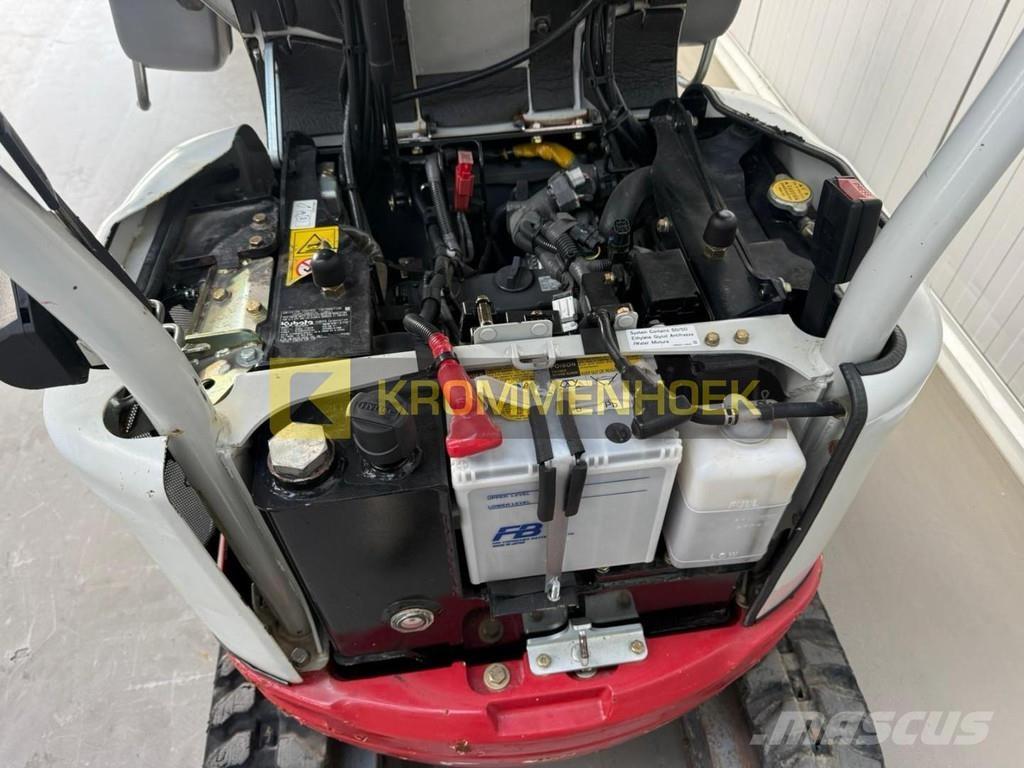 Takeuchi TB 210 R حفارات صغيرة أقل من 7 طن (حفارات صغيرة)