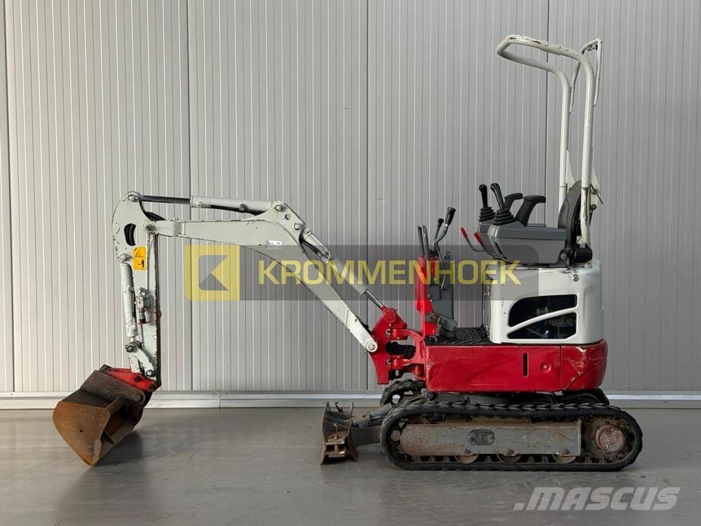 Takeuchi TB 210 R حفارات صغيرة أقل من 7 طن (حفارات صغيرة)