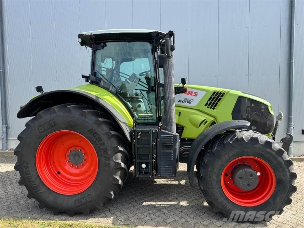 CLAAS Axion 850 الجرارات