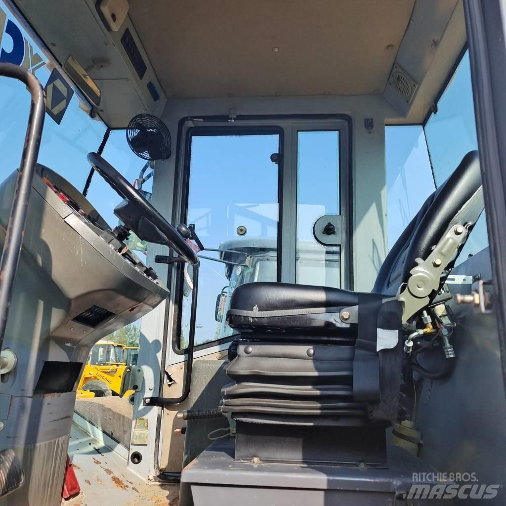 XCMG XS 223 J مداحل أحادية الأسطوانة