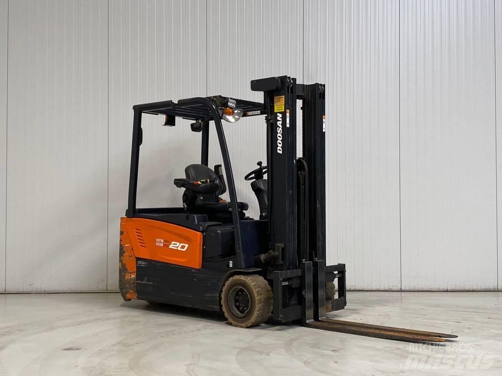 Doosan B20TL-7 شاحنات ذات رافعات شوكية تعمل بالكهرباء