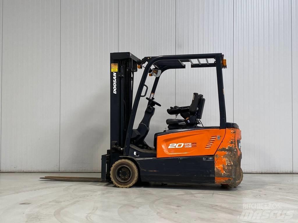 Doosan B20TL-7 شاحنات ذات رافعات شوكية تعمل بالكهرباء