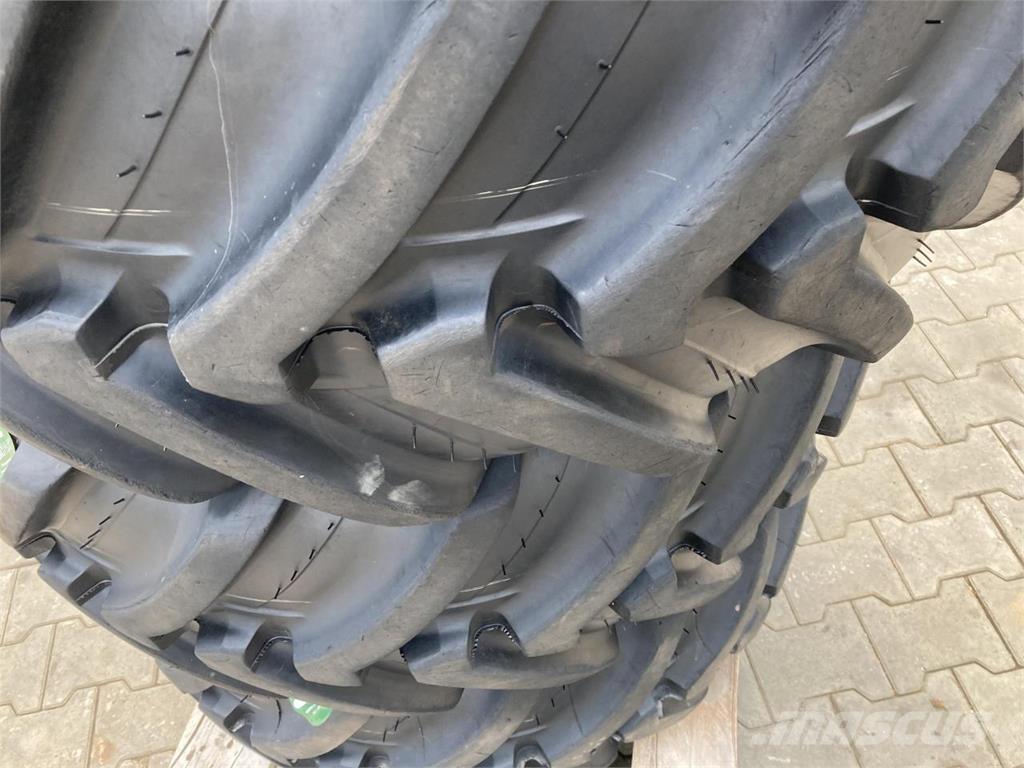 Michelin 400/70R20 الإطارات والعجلات والحافات