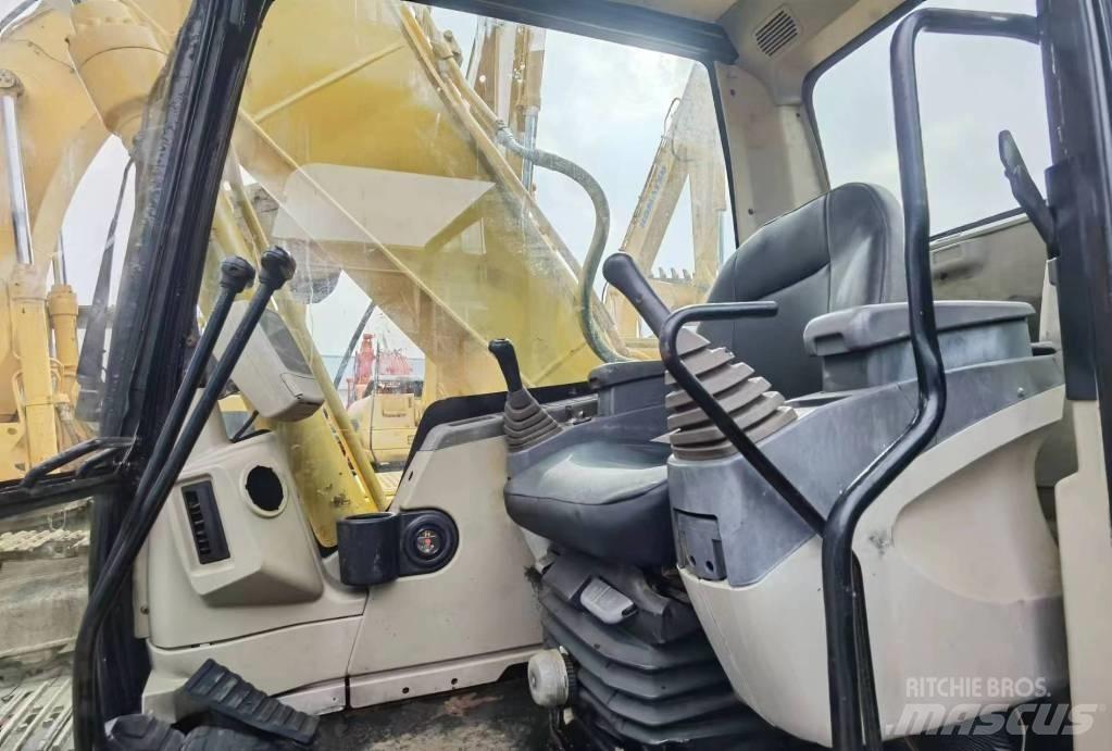 CAT 320CL حفارات زحافة