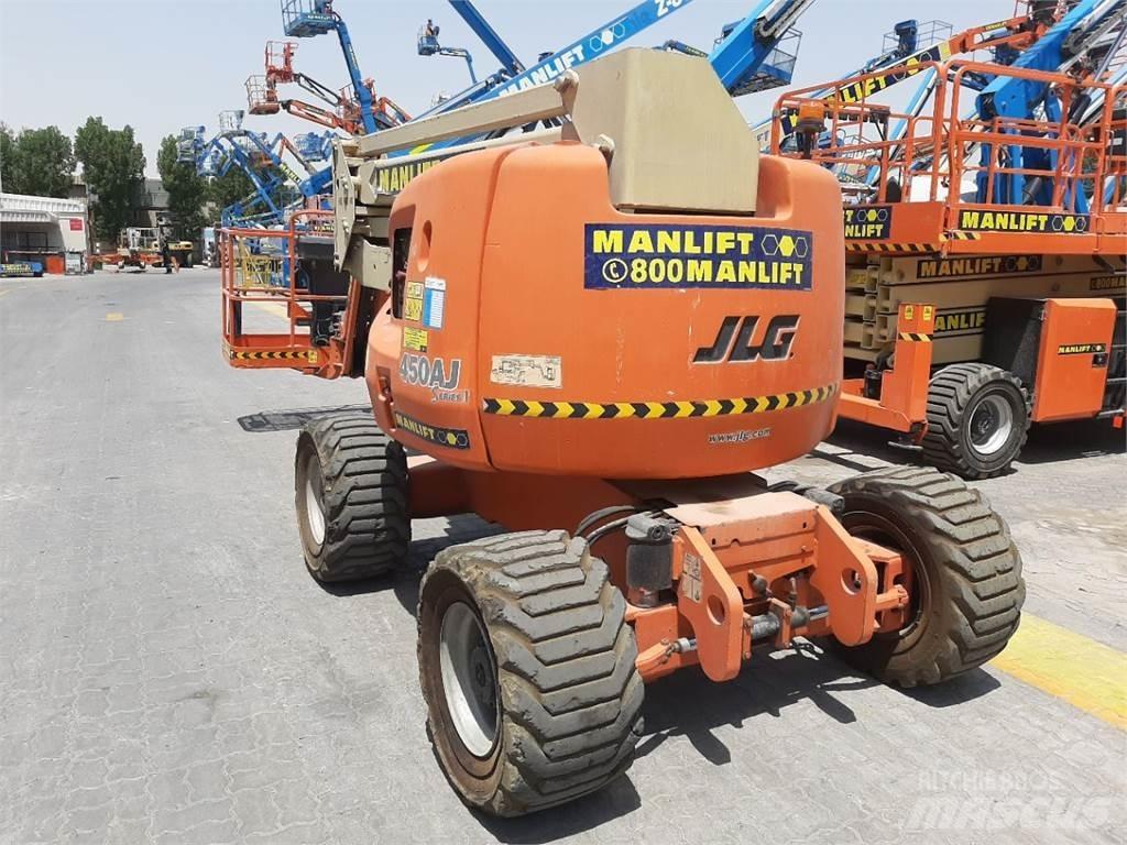 JLG 450AJ رافعات سلة مفصلية