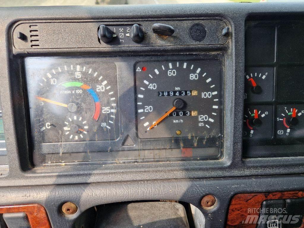 Volvo NH12.460 وحدات الجر