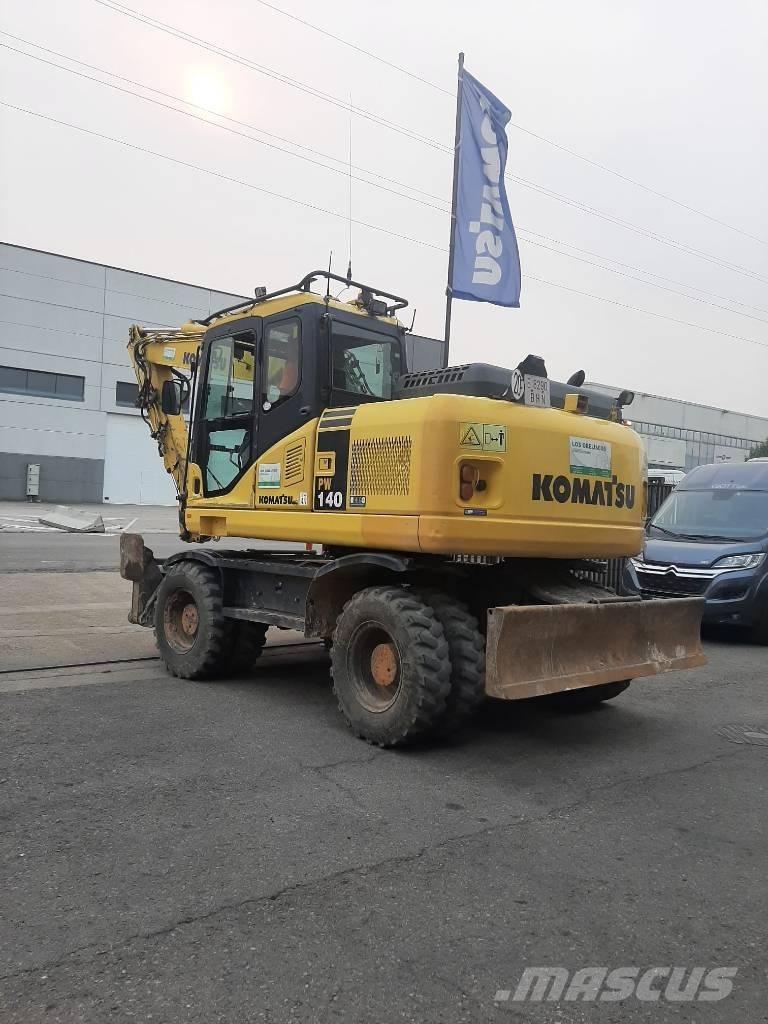 Komatsu PW 140-7 حفارات بعجل