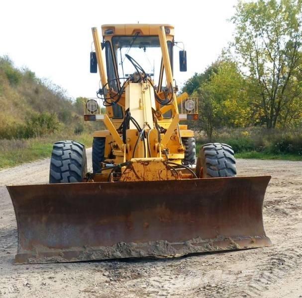  Mista RD 165 C معدات تمهيد الطرق