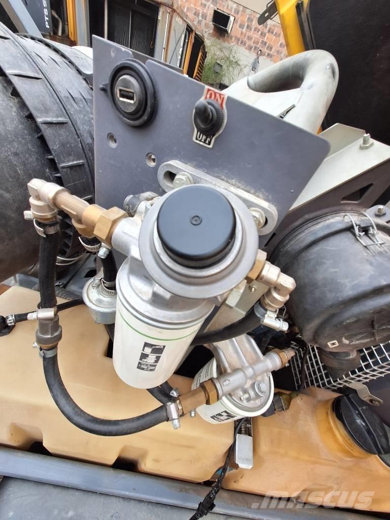 Atlas Copco XATS138 مكابس