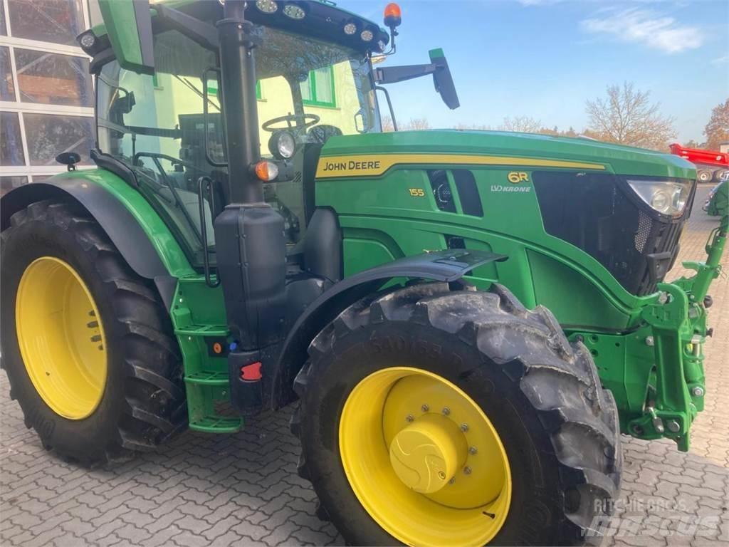 John Deere 6R 155 الجرارات