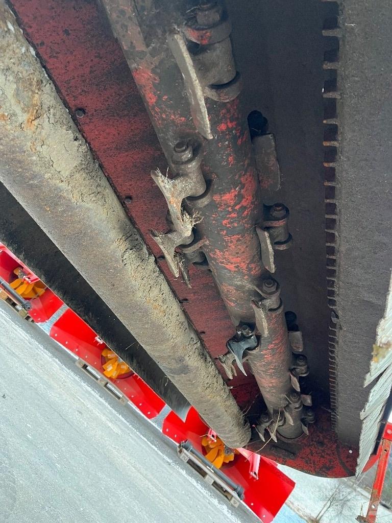 Maschio Corazza 230 جزازات وأغطية المراعي