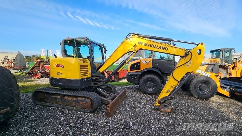 New Holland E60C حفارات صغيرة أقل من 7 طن (حفارات صغيرة)