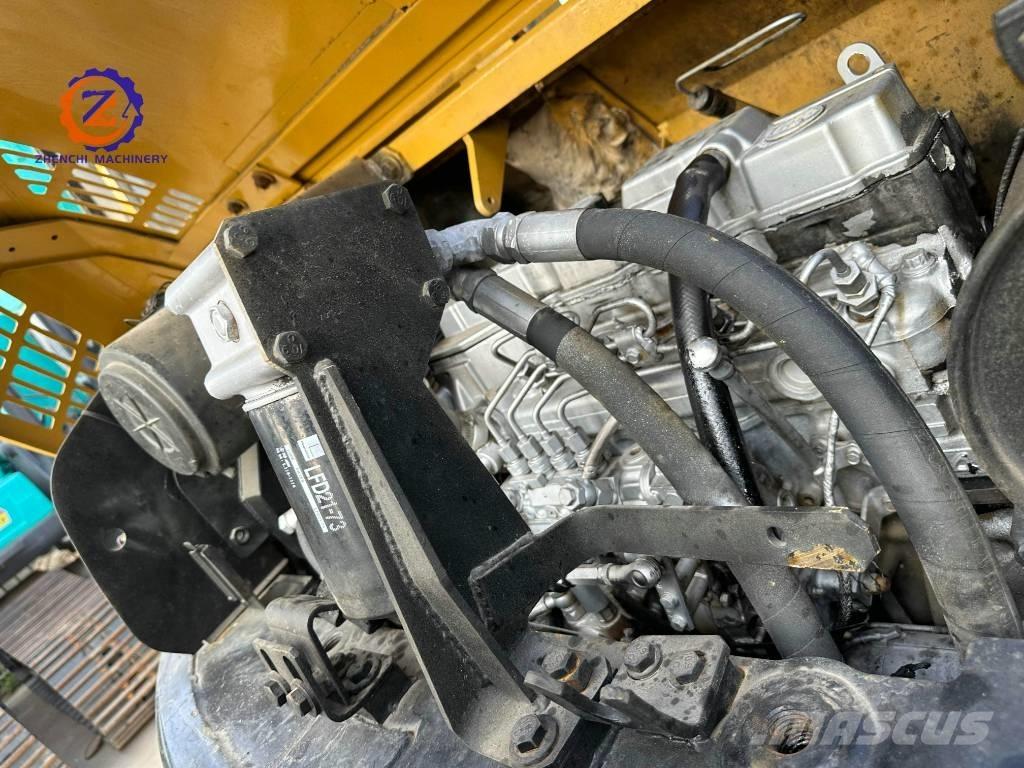 CAT 308 C CR حفارات وسط 7 طن - 12 طن