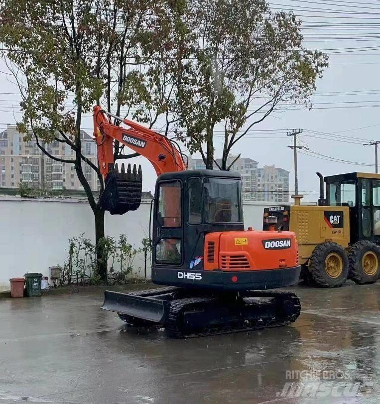 Doosan DH 55 حفارات صغيرة أقل من 7 طن (حفارات صغيرة)