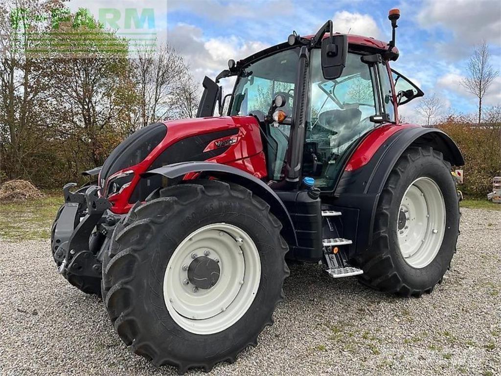 Valtra n155e aktiv الجرارات