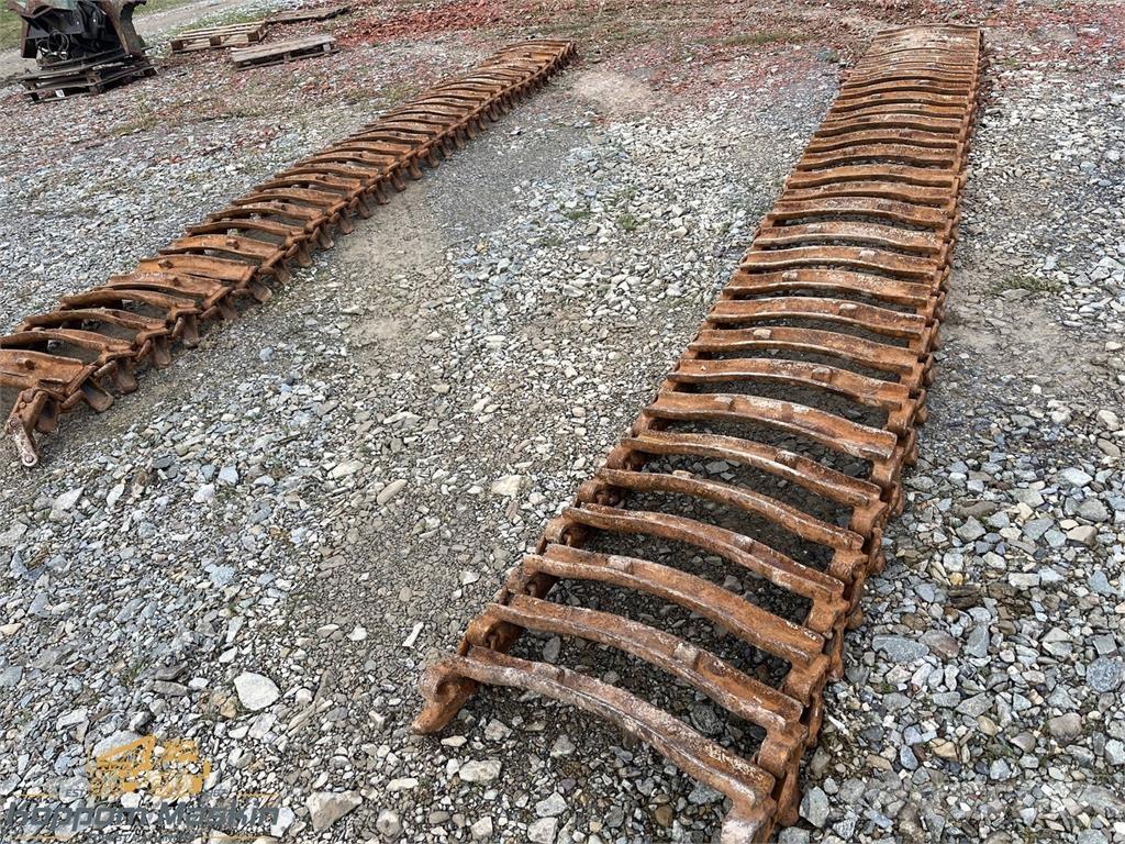 Clark ATF 600x26,5 المسارات والسلاسل والهيكل السفلي