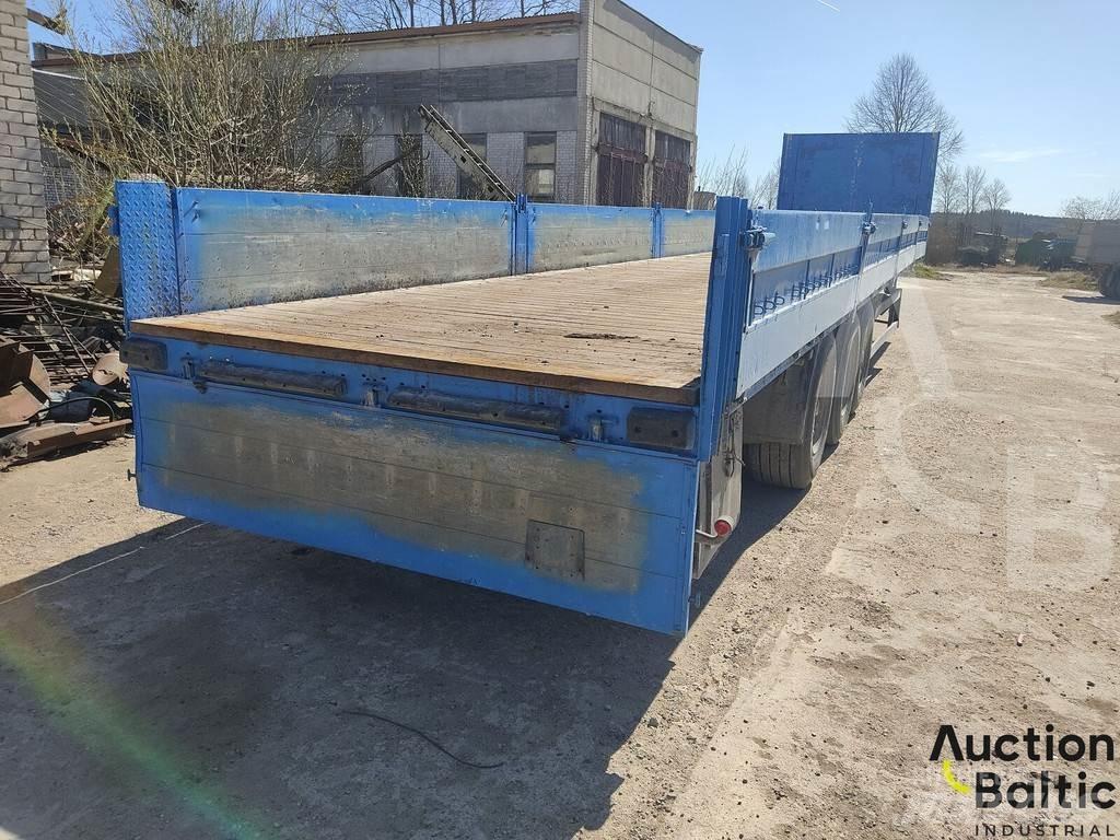 Kögel SN 24 نصف مقطورات بباب جانبي