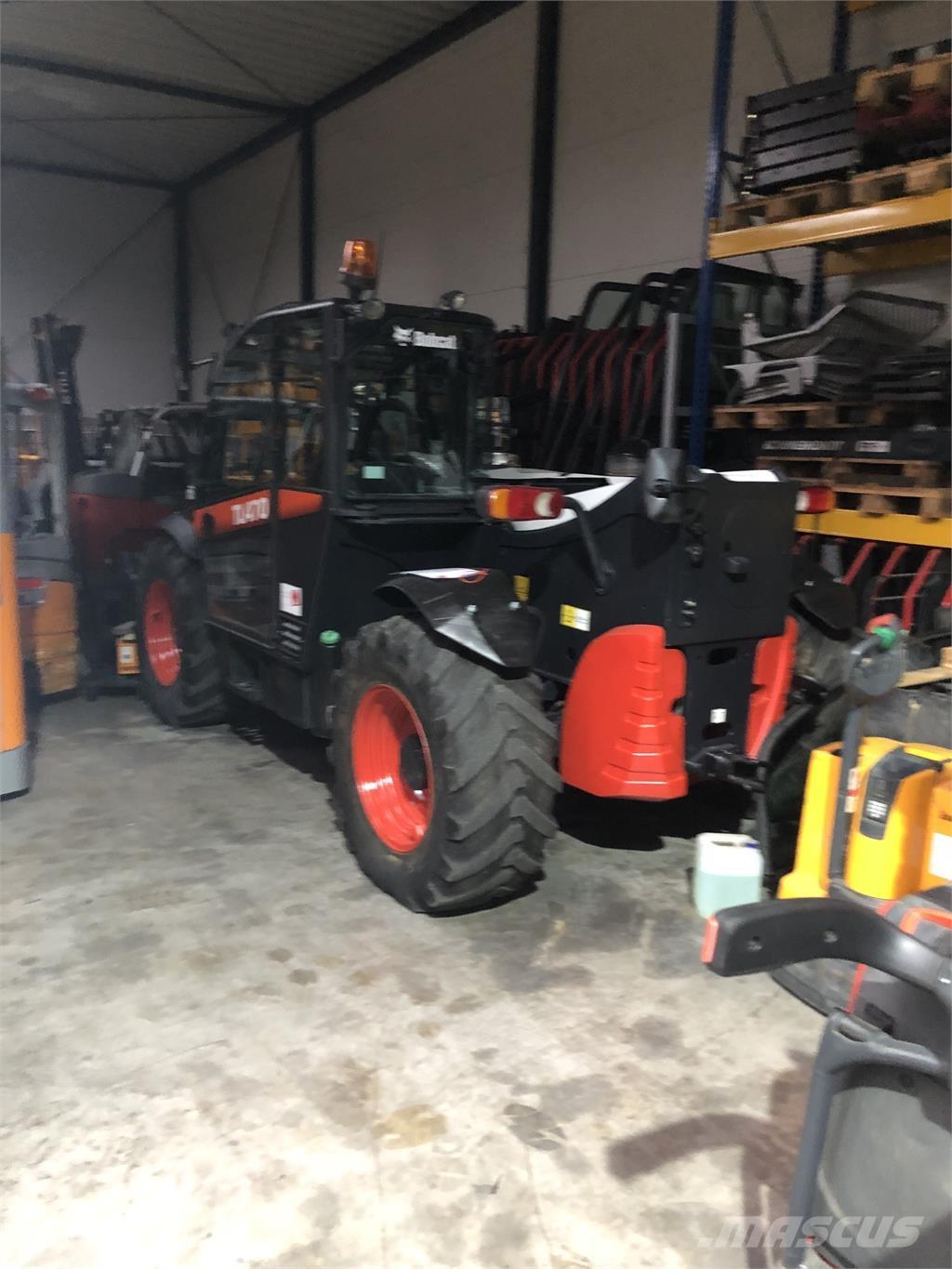 Bobcat TL470 مناولات متداخلة