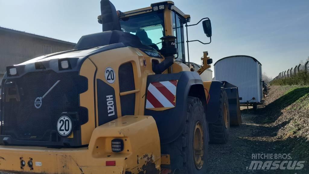 Volvo L 120 H لوادر بعجل