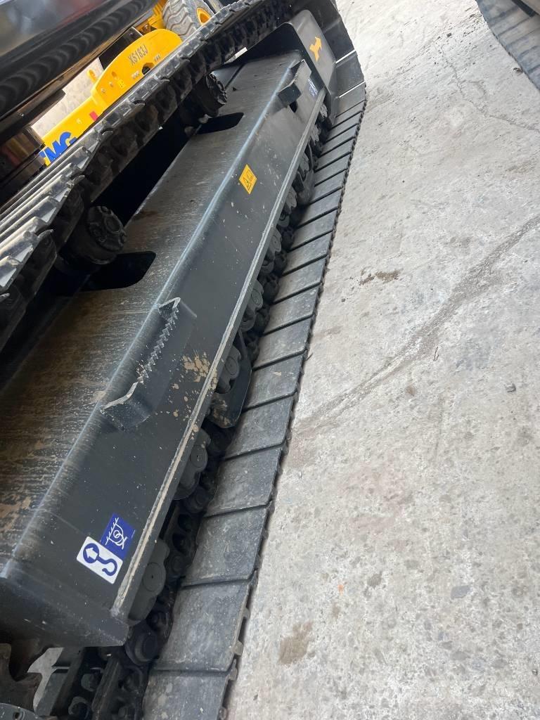 Hyundai HX 220 HD حفارات زحافة