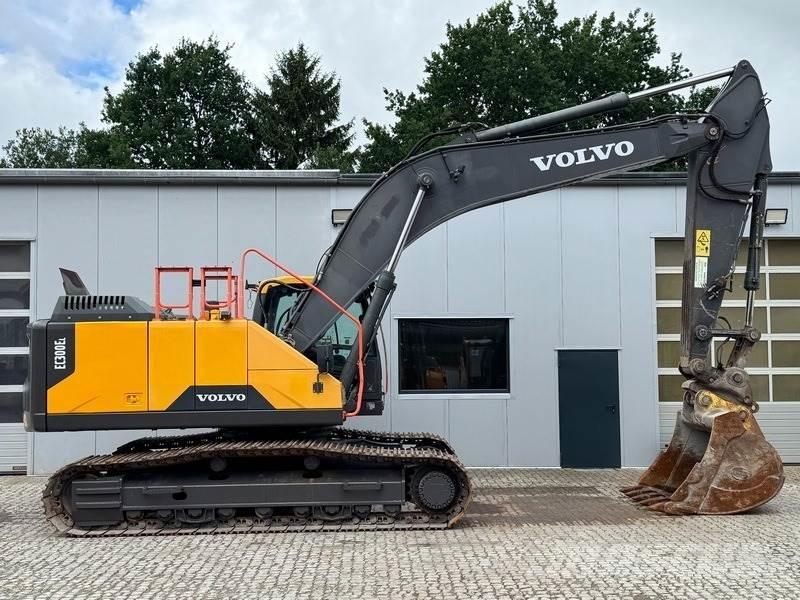 Volvo EC 300 EL حفارات زحافة