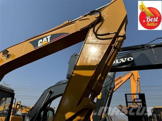 CAT 320 B L حفارات زحافة