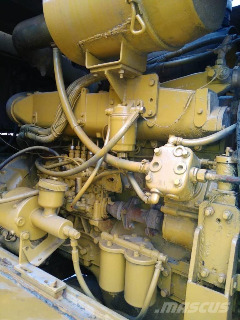 CAT 966 F لوادر بعجل