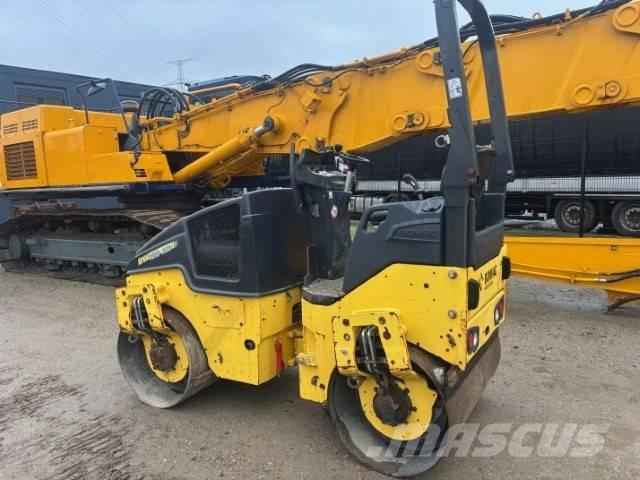 Bomag BW 120 AD-5 مداحل ثنائية الاسطوانة