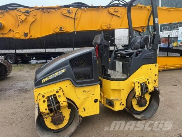 Bomag BW 120 AD-5 مداحل ثنائية الاسطوانة