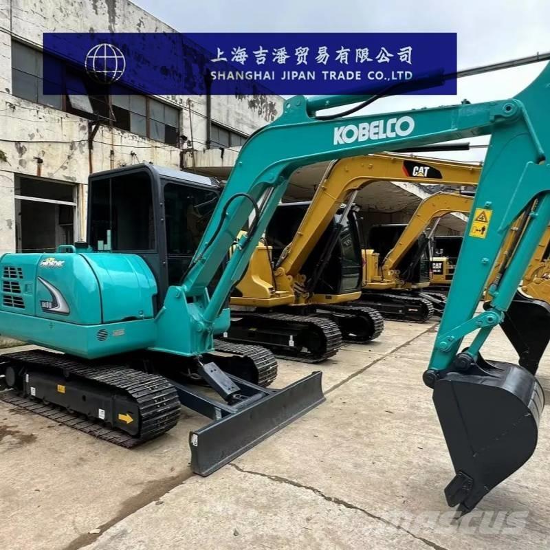 Kobelco SK 60 حفارات زحافة