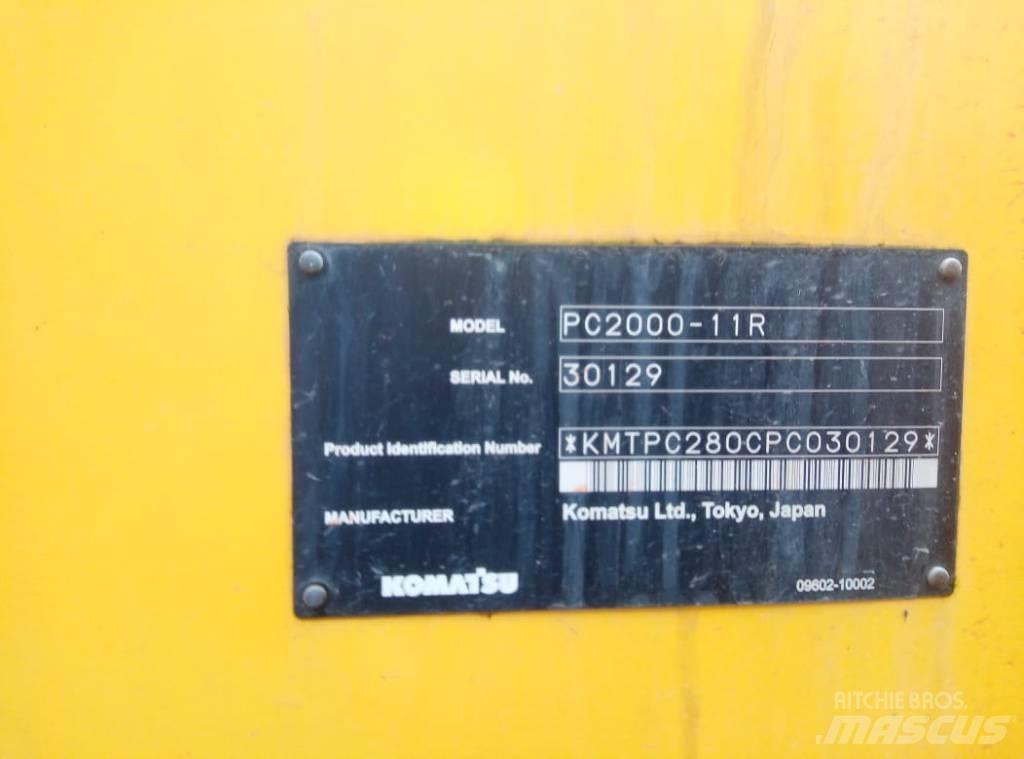 Komatsu PC 2000 حفارات زحافة