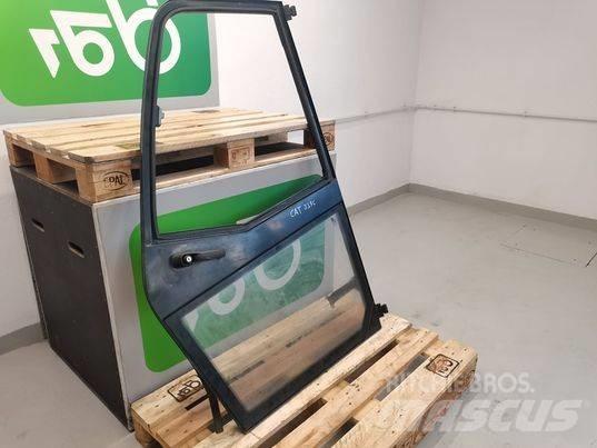 CAT TH 414C door كابينة والداخلية