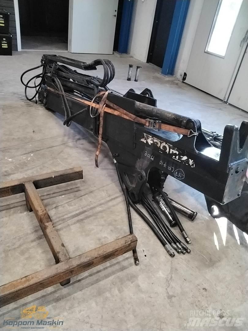 John Deere Cf710 رافعات شحن