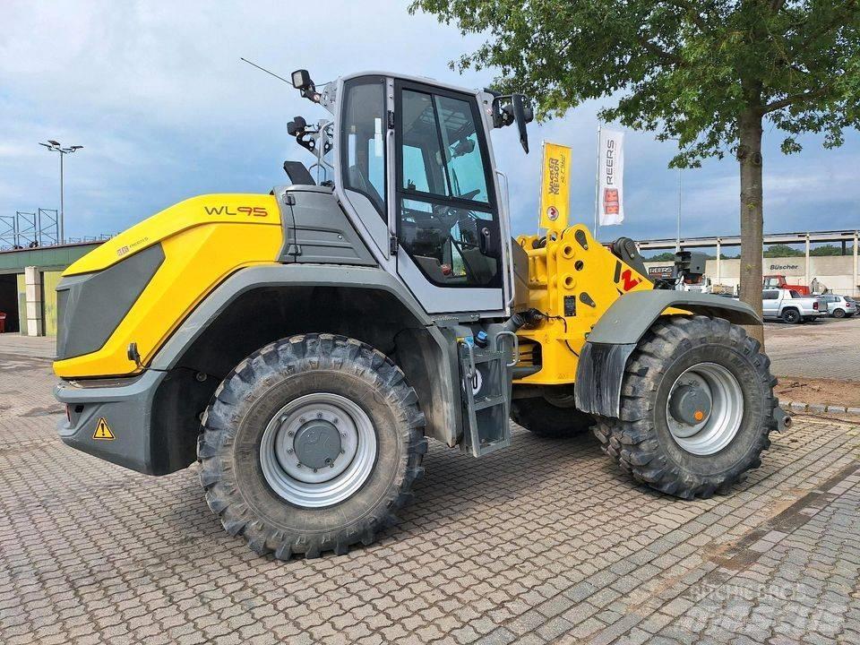 Wacker Neuson WL 95 لوادر بعجل