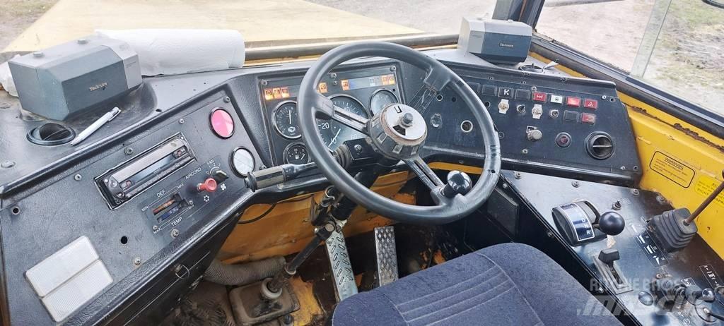 Volvo BM A 25 B ساحبات مفصلية
