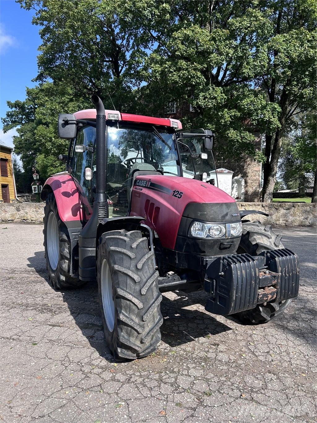 CASE Maxxum 125 الجرارات