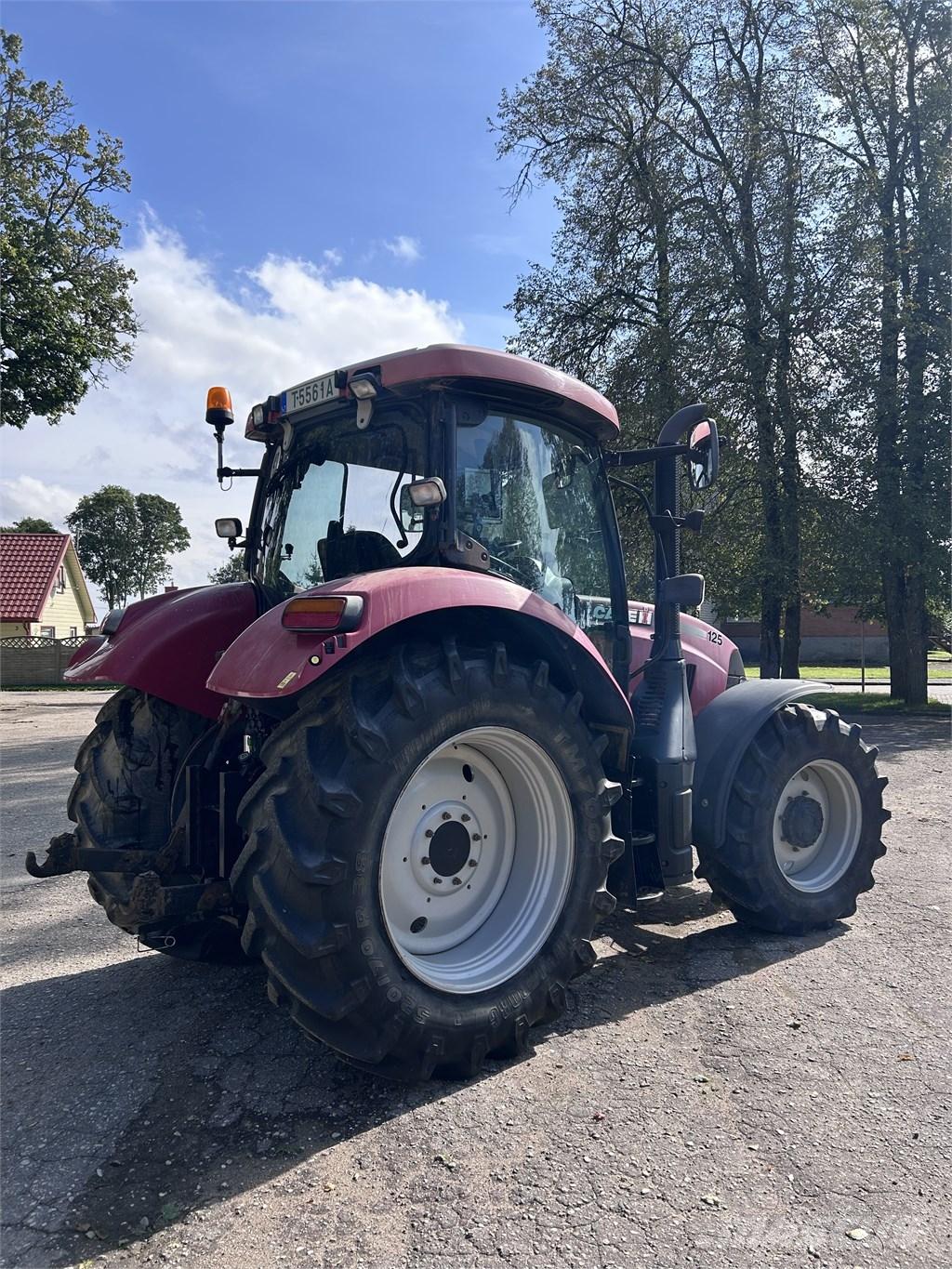 CASE Maxxum 125 الجرارات