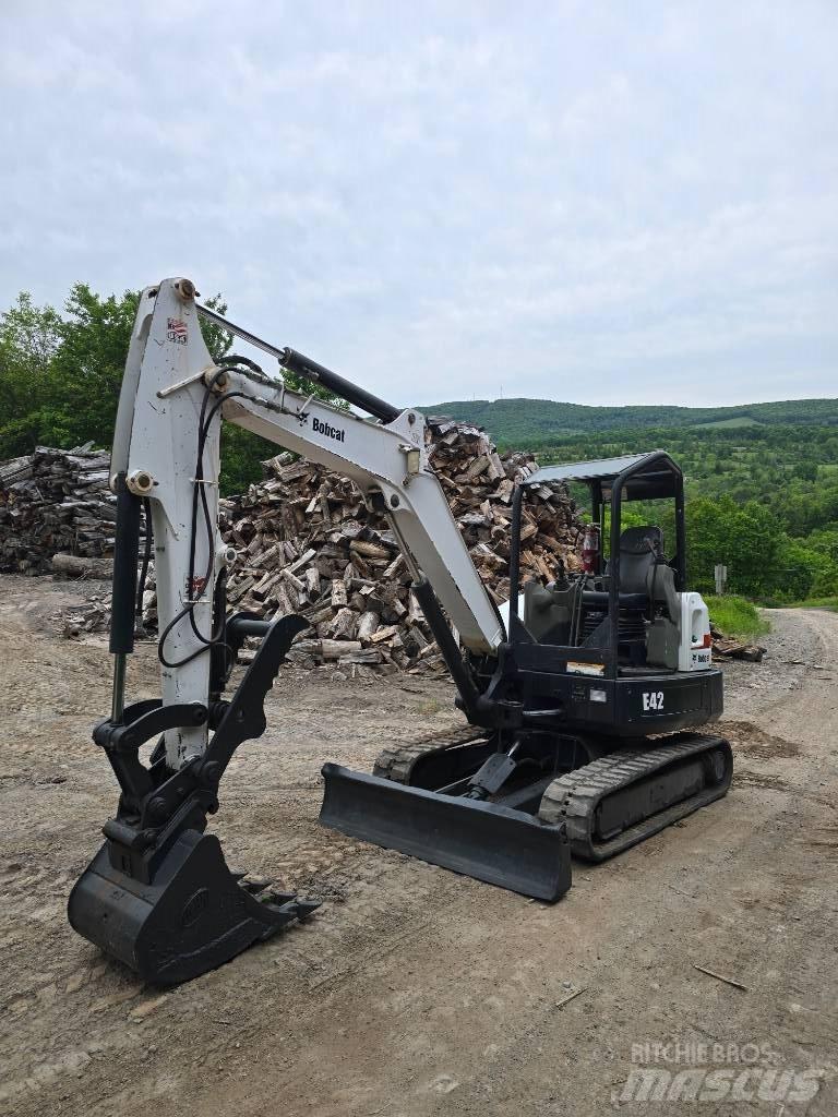 Bobcat E 42 حفارات صغيرة أقل من 7 طن (حفارات صغيرة)