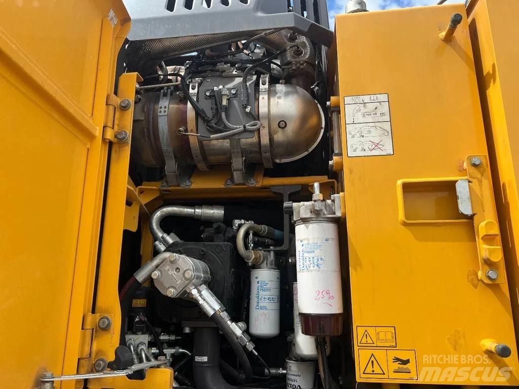 Volvo EW150E حفارات بعجل