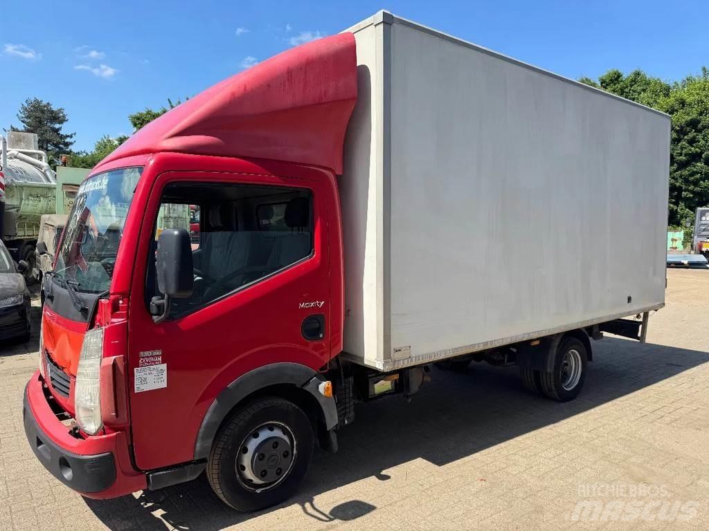 Renault Maxity 130 أخرى