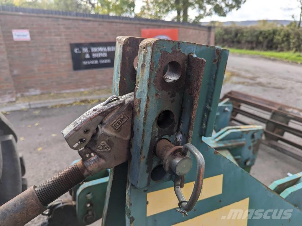 Cousins VFORM زراعات