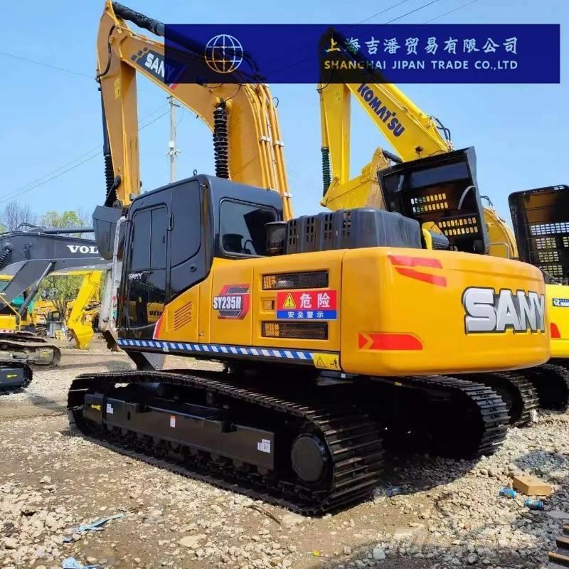 Sany SY 235 H حفارات زحافة