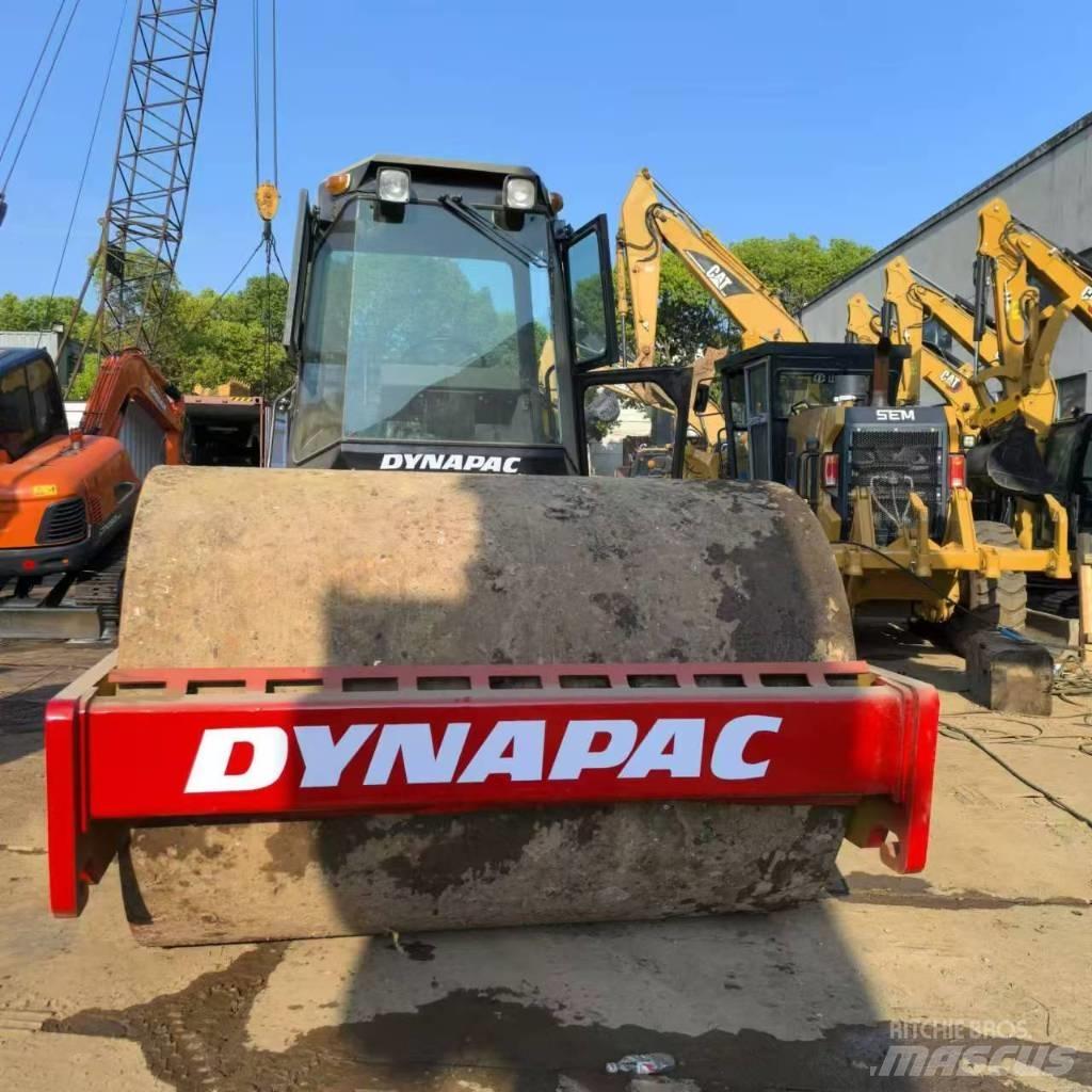 Dynapac CA 25 D مداحل أحادية الأسطوانة