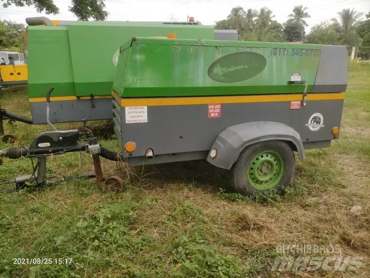 Atlas Copco XAS 137 مكابس