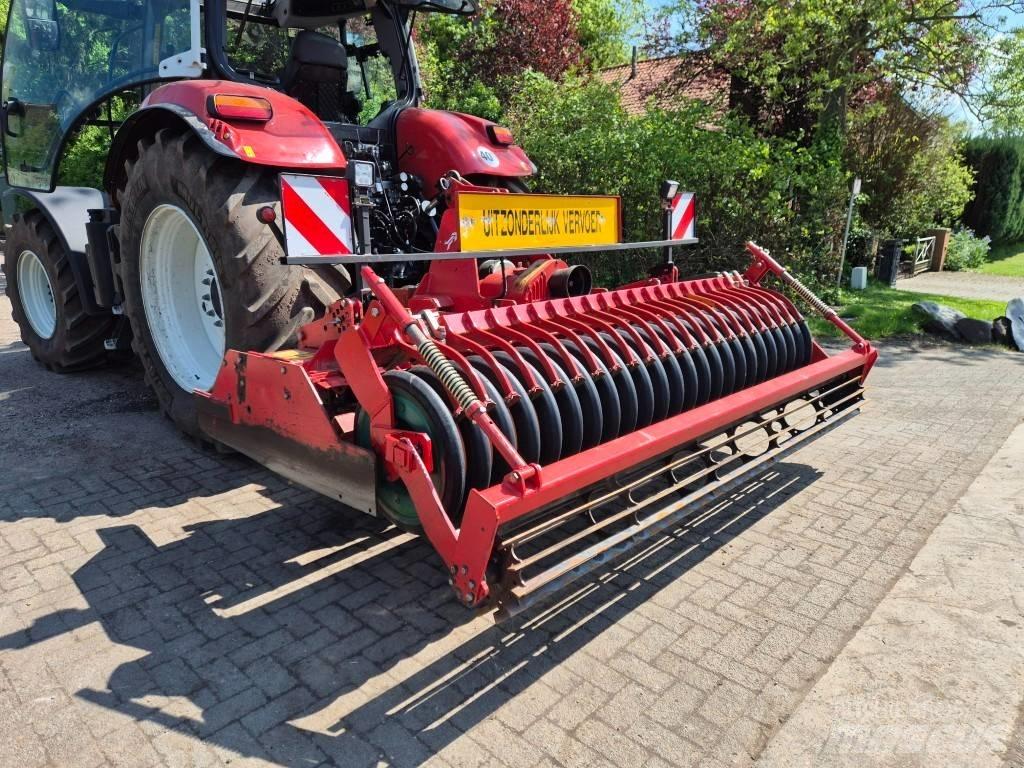 Kverneland NGH301 الكاسحات وقلابات التربة ذات المحركات
