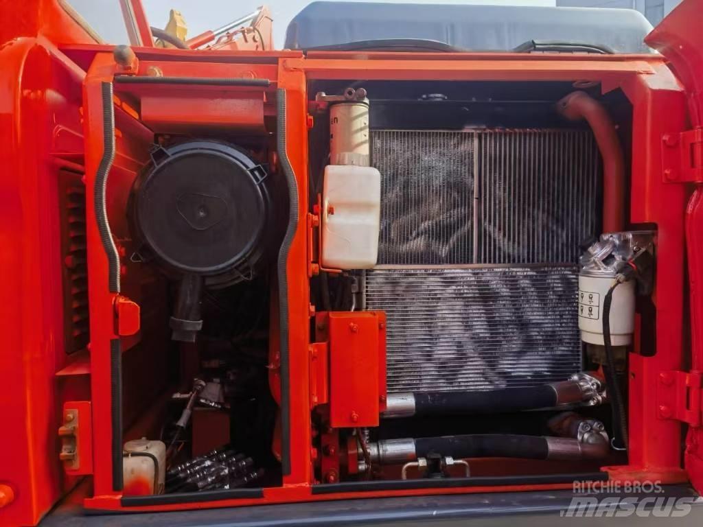 Doosan dx140lc-9c حفارات زحافة