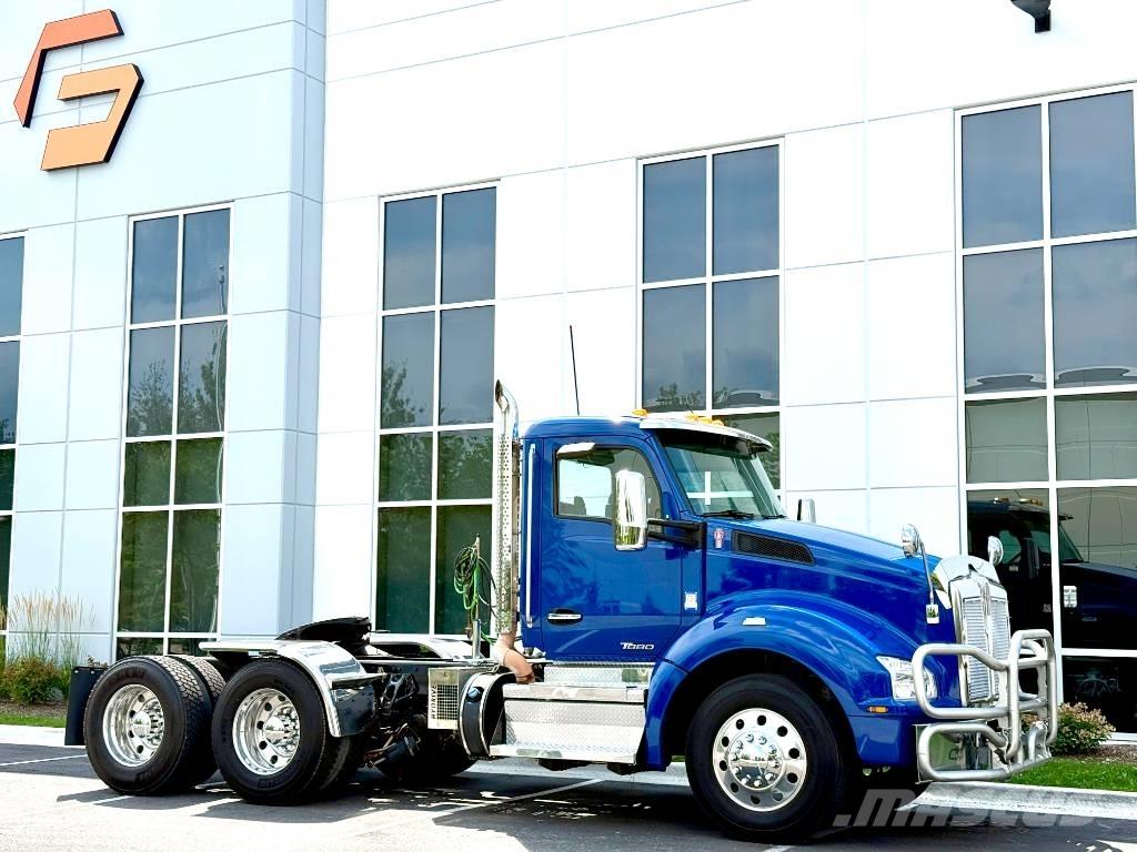 Kenworth T 880 وحدات الجر